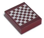 Wine set with chess game