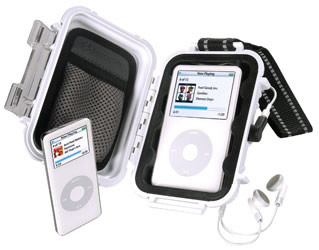 Pelican IPod Waterproof case - Black - Ipod Accessory
